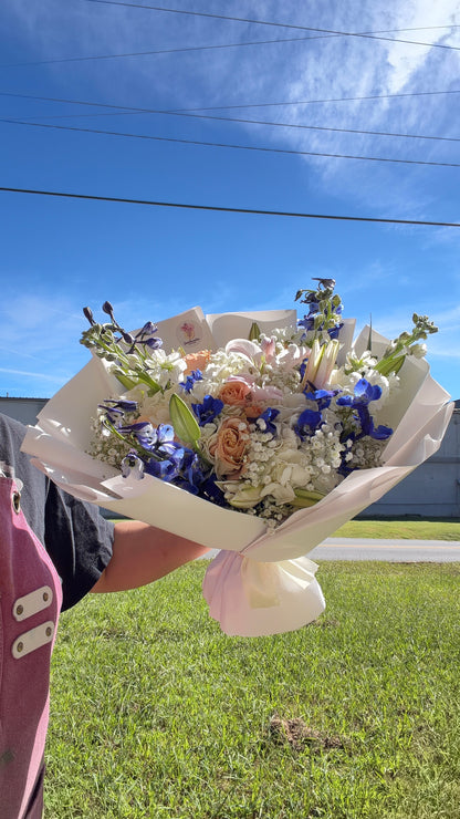 Halo Bouquet