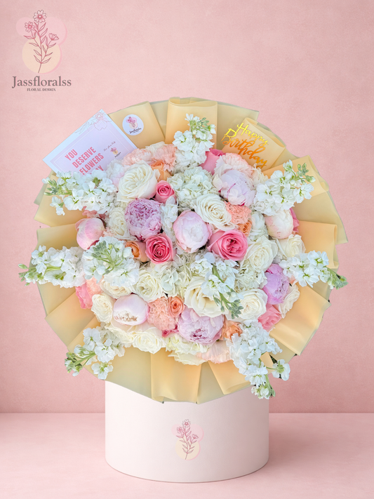 Pastel Garden Luxury Bouquet 🌸
